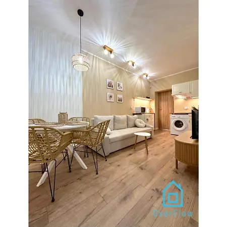 Bohos -2 Min To Center & Seaside *