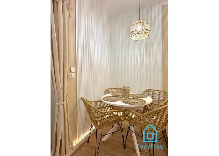 شقة Bohos -2 Min To Center & Seaside *